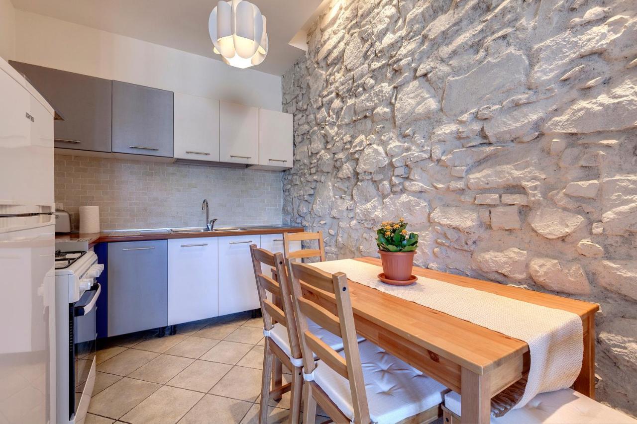 Liberta Charming Flat At The Center Gates Apartamento